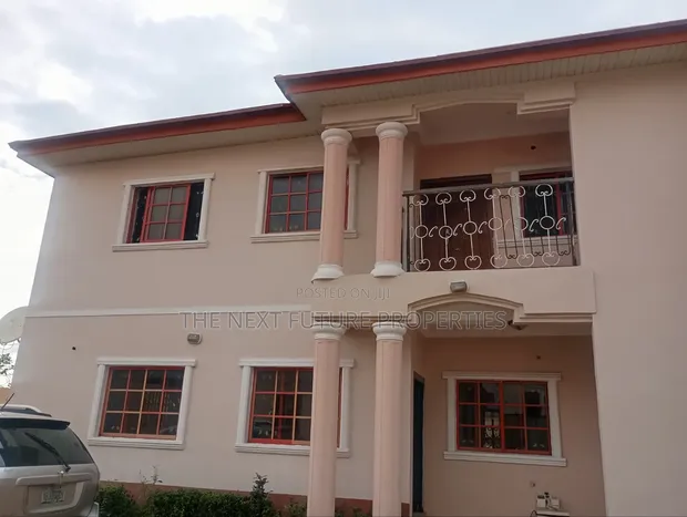 4bdrm Townhouse/Terrace don haya a Gwarinpa - 1