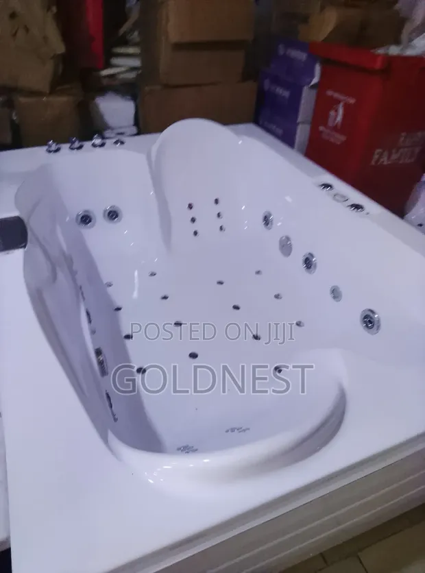 Farin Jacuzzi Jacuzzi mai ruwan zafi - 1
