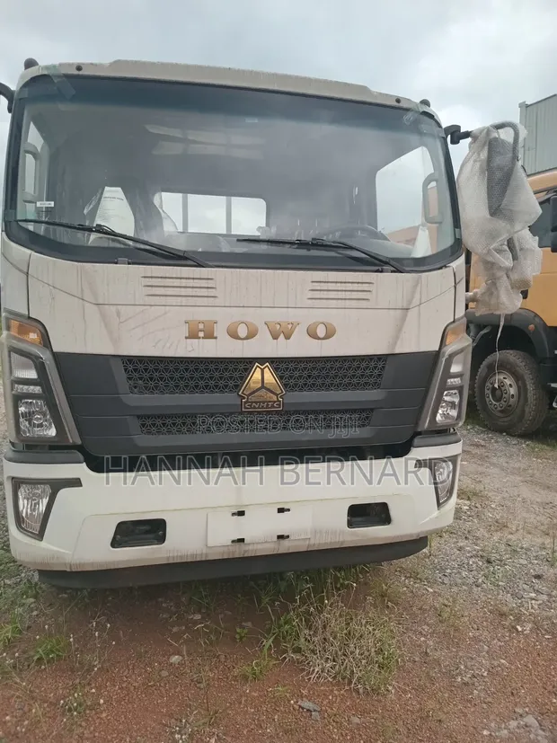 Brand New CNHTC Howo Rigid Truck (6 Tyres) - 1