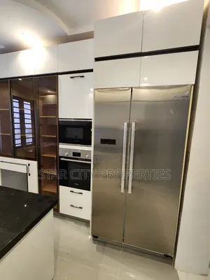 5-Bedroom Duplex with BQ, AC, Elevator in Ikeja GRA