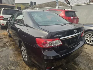 2013 Toyota Corolla Black - Accident Free