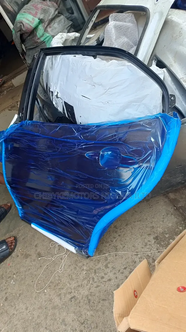 Toyota Camry 2018-2020 Door - 1