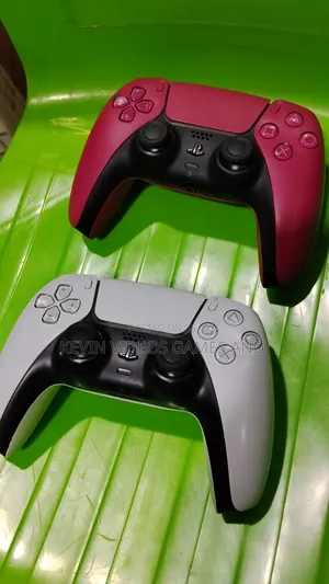 UK Used PS5 DualSense Controllers