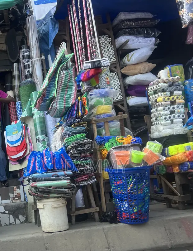 Kwalin Wanki da Ajiya na Filastik - 1