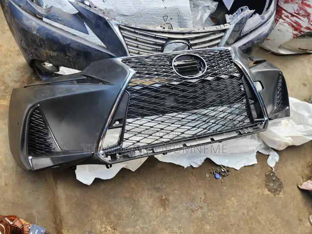 Lexus IS 250 Complete Front Bumper (2015) - 1
