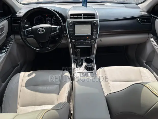 2017 Toyota Camry XLE V6 - Direct Belgium - 1