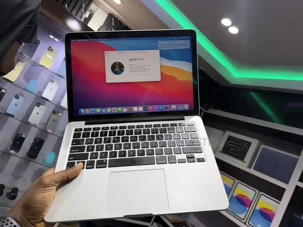 Apple MacBook Pro 2015 16GB RAM, Intel Core i7, 128GB SSD - 1