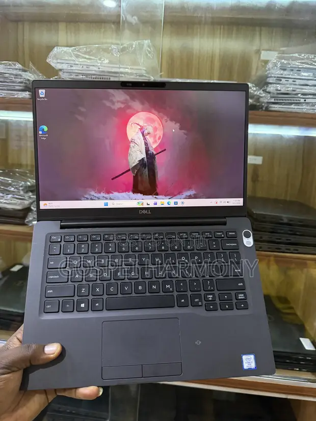 Dell Latitude 7400 Laptop - 16GB RAM, 256GB SSD, Core i7 - 1