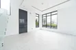 Gidan 5 Bedroom Duplex Don Siyarwa a Lekki, Osapa London - 2