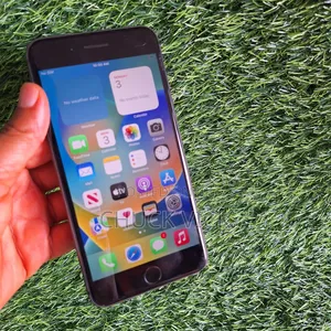 Apple iPhone 8 Plus 64GB Black