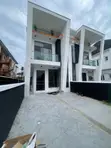4 Bedroom Semi-Detached Duplex a Ikota Lekki - 1