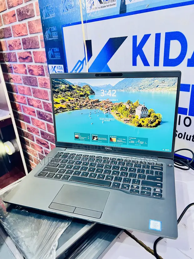 Dell Latitude 7400 Laptop 16GB RAM, 256GB SSD, Intel Core i5 - 1