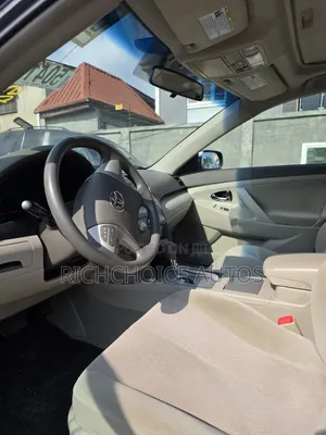 2011 Toyota Camry LE Silver