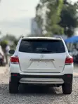 Toyota Highlander 3.5L 4WD Farar 2013 - 5