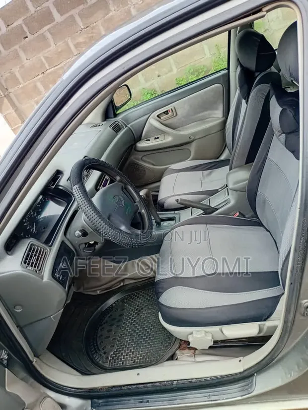 Toyota Camry 1999 Gray Automatic - 1