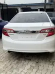 2014 Toyota Camry XLE Sedan - White - 2