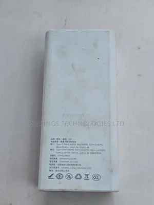An Yi Amfani Da 30000mAh 22.5W Power Bank Mai Sauri
