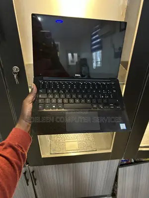 Dell XPS 13 9360 Laptop - 8GB RAM, 256GB SSD, i5