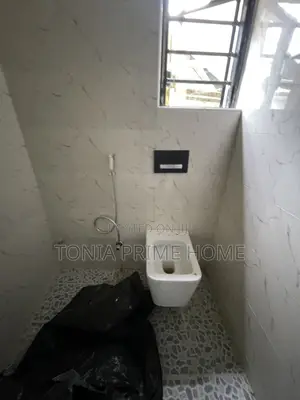 2-Bedroom Duplex for Rent in Alex Ogbonda Estate, Uzoba