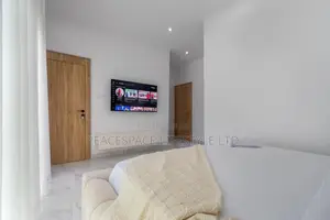 Luxury 2-Bedroom Apartment tare da Balcony a Lekki Phase 1