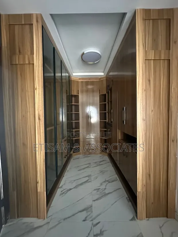 Furnished 5-Bedroom Duplex in Gated Estate, Ikate - 1