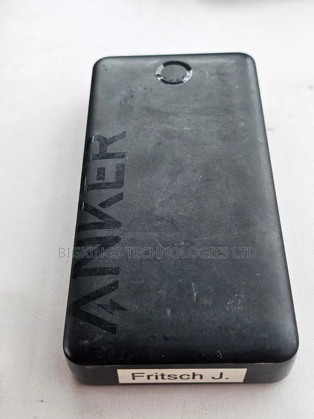 Anker 325 20,000mAh Power Bank (PowerCore) Mai Amfani - 1