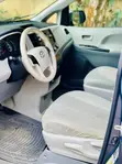 Toyota Sienna 2013 Gray - 4