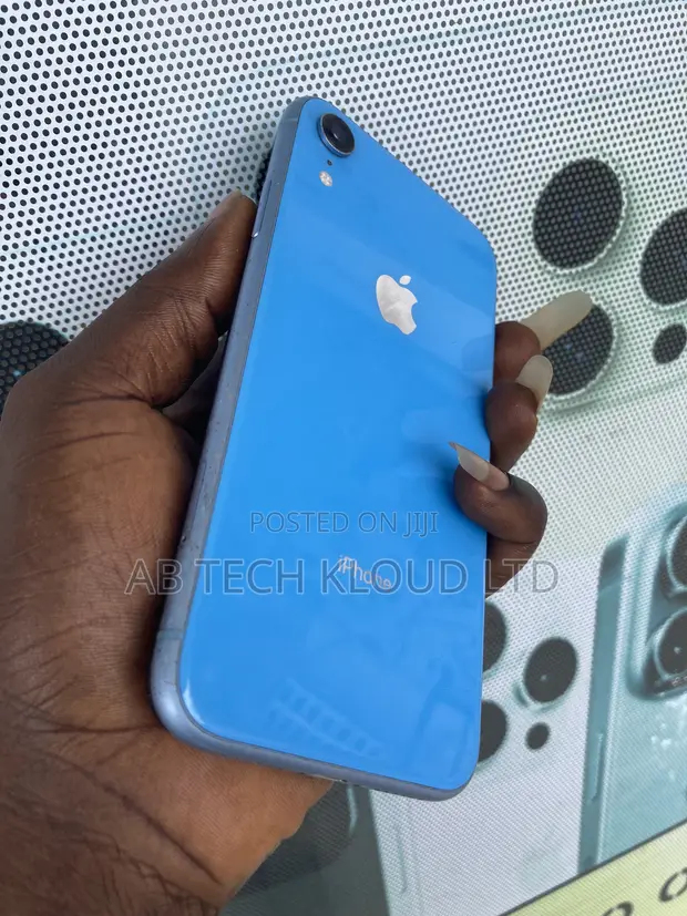 Apple iPhone XR 64GB Blue - 1