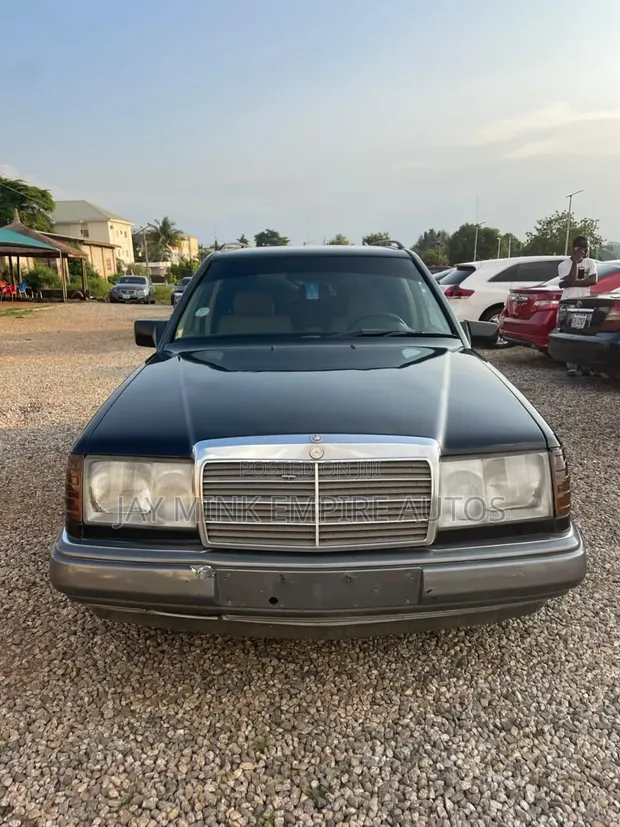 Mercedes-Benz 230E 1992 Baka Mai Atomatik - 1
