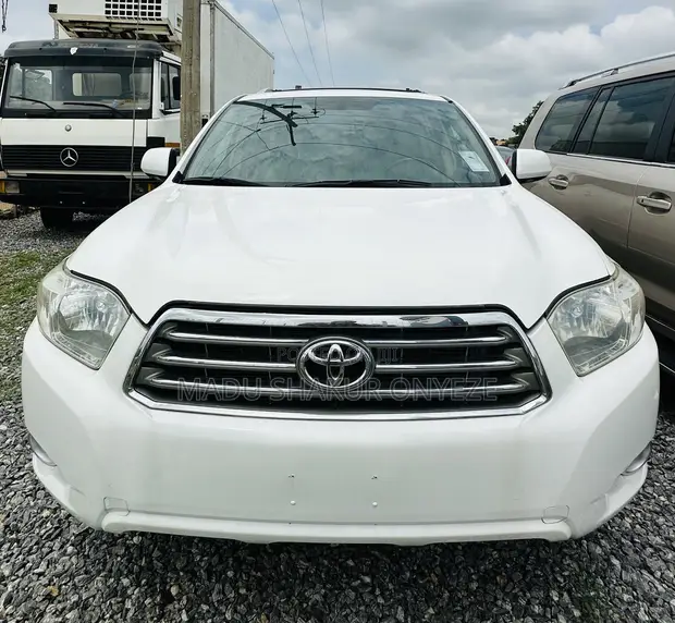 2009 Toyota Highlander Limited 4x4 White - 1