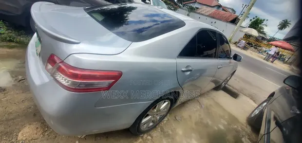 2011 Toyota Camry XLE V6 Sedan - 1