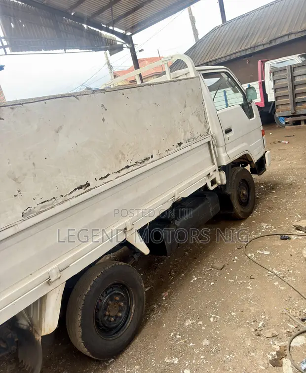 Toyota Dyna 150 (1998) - Rajista 3Y Petrol - 1