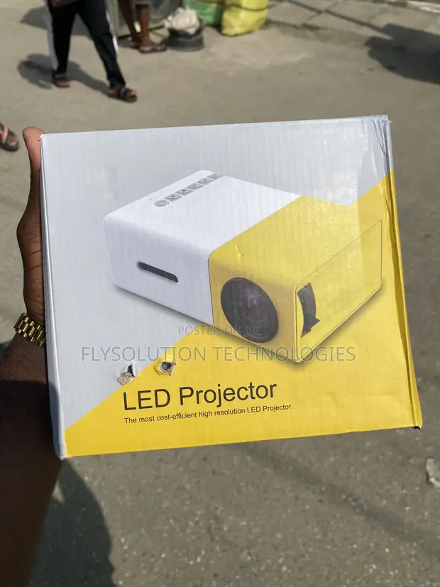 YG300 Portable Mini Home Theater LED Projector - Yellow - 1