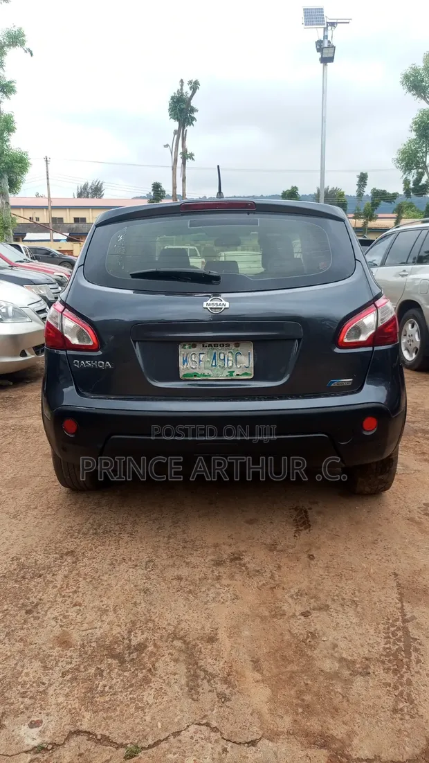 Nissan Qashqai 2010 Zinari - 1