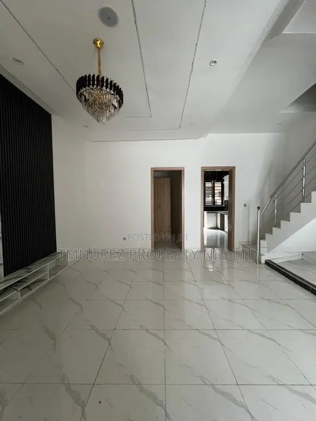 4 Bedroom Terrace Duplex don haya a Ikota, Lekki - 1