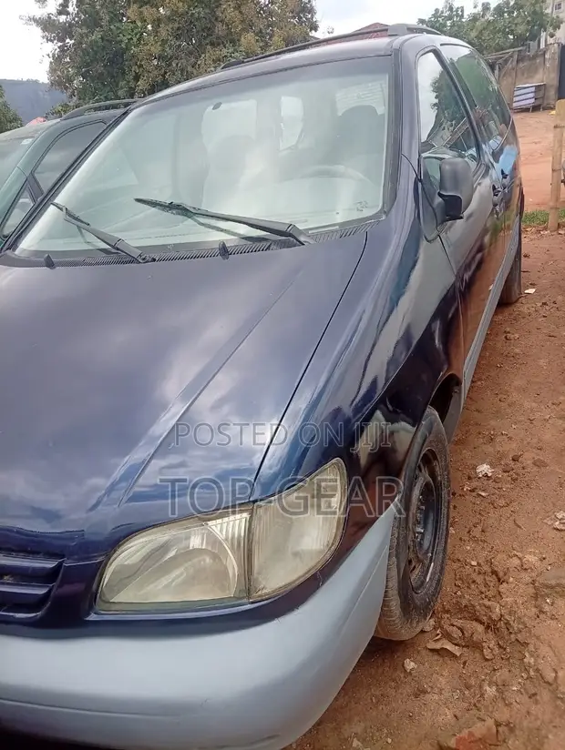 Toyota Sienna LE 2002 Blue - 1