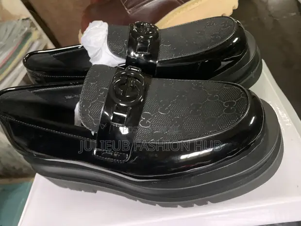 Gucci Chunky Shoes - Black Leather - 1