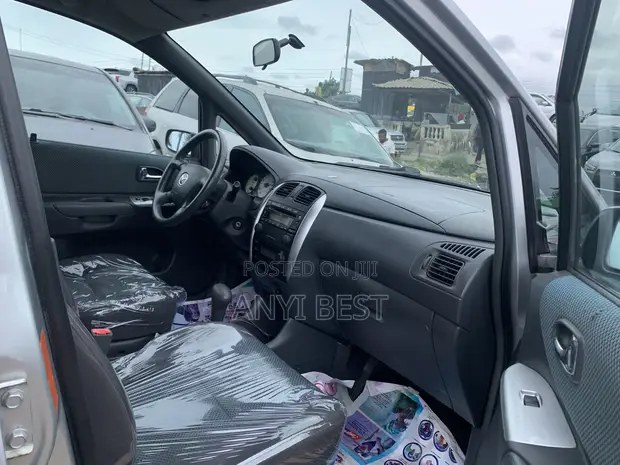 Mazda Premacy 2008 Silver - 1