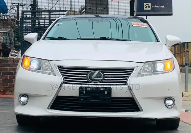 2015 Lexus ES 350 Crafted Line FWD Sedan - 1