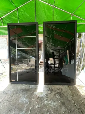 Quality 4x8ft Pivot Door - Brand New