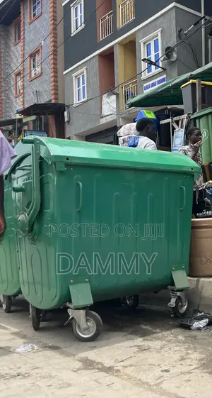 Heavy-Duty Green Commercial Wheelie Garbage Bin