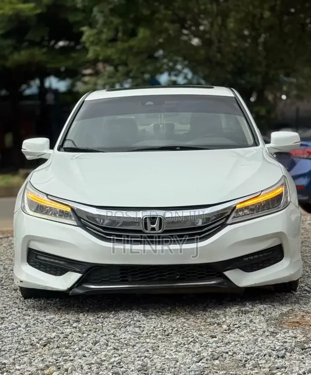 2013 Honda Accord EX Sedan - White - 1