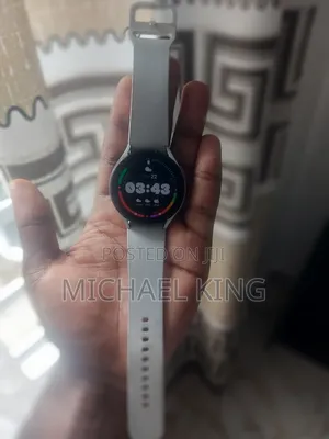 Samsung Galaxy Watch 4 - White
