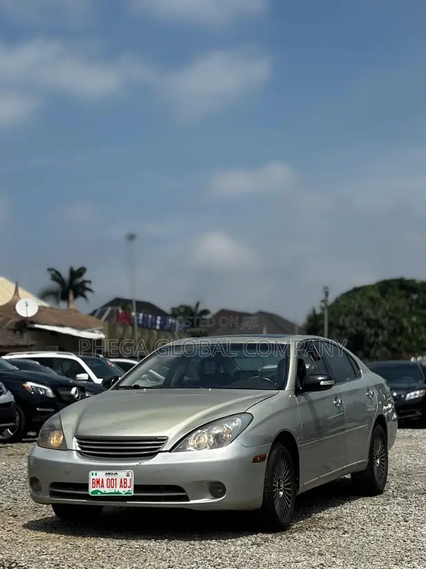 2005 Lexus ES 330 Silver - 1
