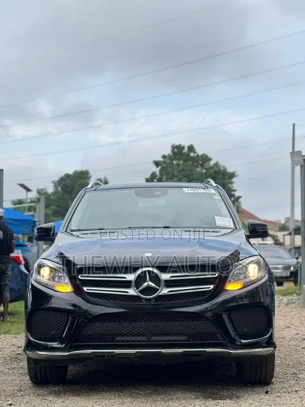 Mercedes-Benz GLE 350 2018 Black - 1