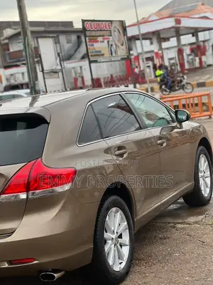 Toyota Venza 2012 Brown