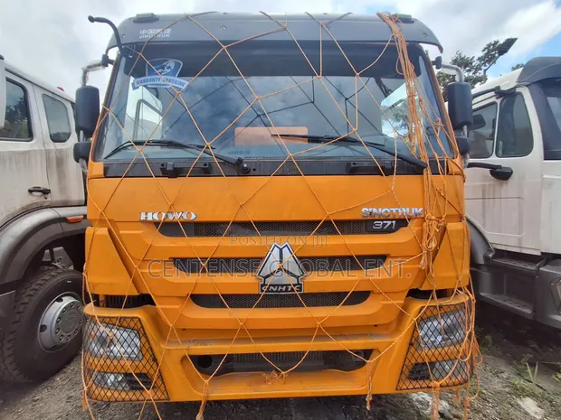 Howo 371 Diesel Tank Truck 2014 (Foreign Used) - 1