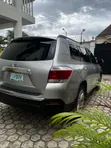 Toyota Highlander SUV for Rent - 4