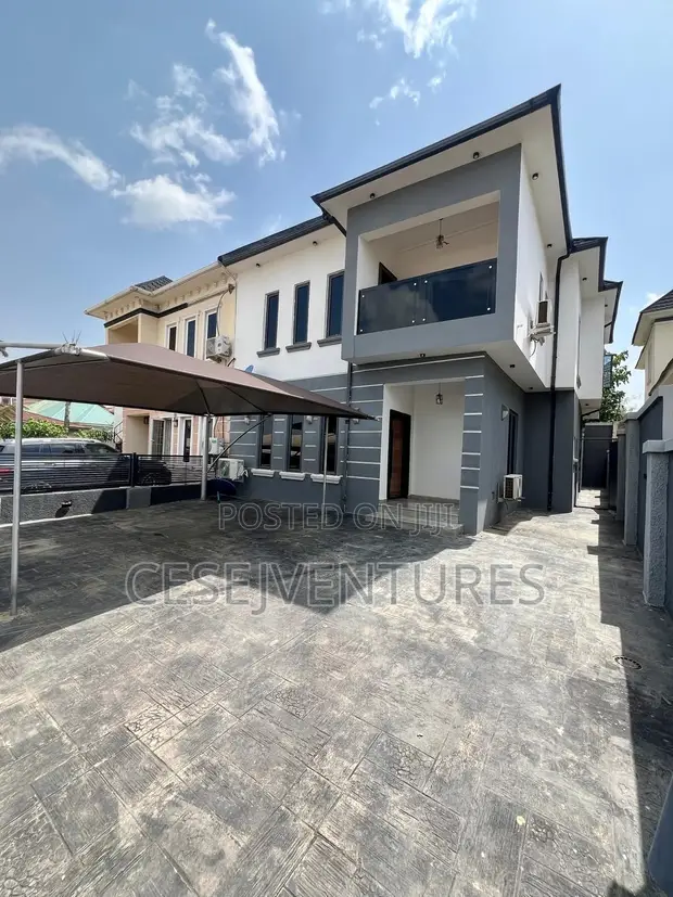 4 Bedroom Duplex a si sayarwa a Kubwa - 1