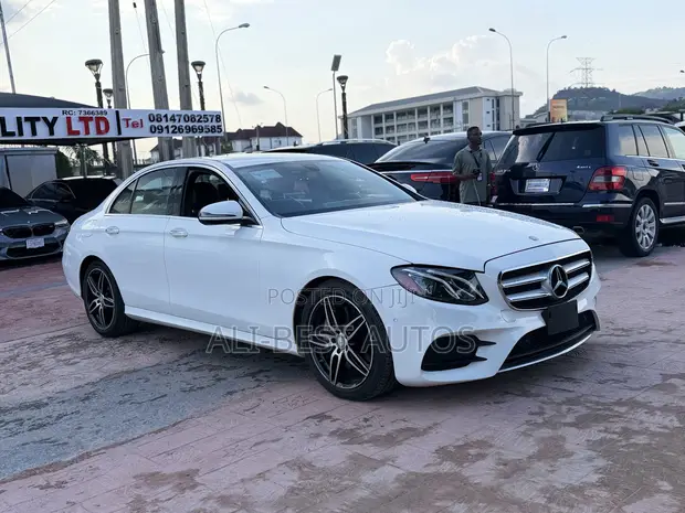 2016 Mercedes-Benz E300 White - 1